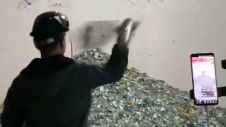 Thật đáng tiếc là Big Brother đã không thả bom