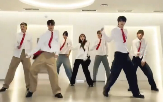 【RIIZE&IU】Holsi Challenge with Seniors