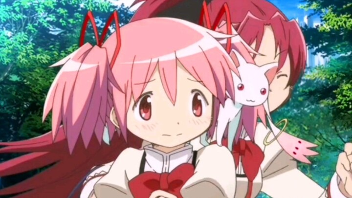 Madoka: Tôi có cảm giác như mình đang được nhìn thấy một khuôn mặt đầy yêu thương...