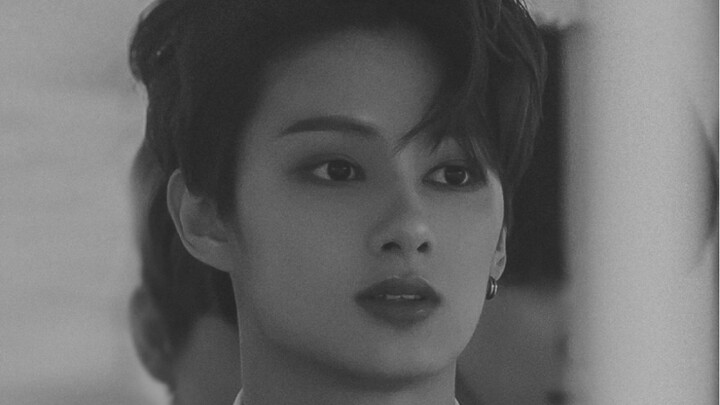 After watching this 3-minute clip, you’ll love Wen Junhui even more | This idol from a small company