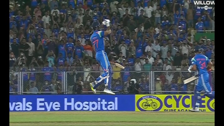 virat kohli reached 15000 runs