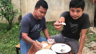 หมึกตัวใหญ่น้ำจิ้มรสเด็ดกินกับอ้ายใหม่