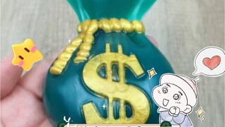 คนพาลในโรงเรียนที่ถูกขังอยู่ในห้องมืด