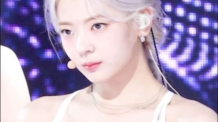 K-pop Makeup Transformation Rollercoaster (Lia Edition)