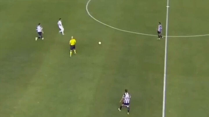 NEYMAR JR - SKILLS - SANTOS FC 2011