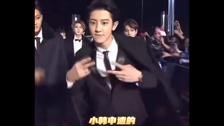 EXO’s ancient war god in charge of the BGM ❤️❤️❤️