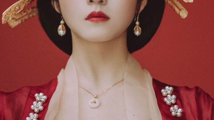 Tulang Timur yang Mulus dan Bercahaya