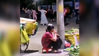 同一片天空，不同的人生！