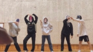 Korean students cover PLAVE's "Why"