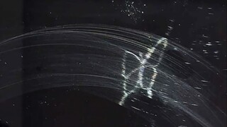 Creating scratch-resistant holographic projections with a flat panel