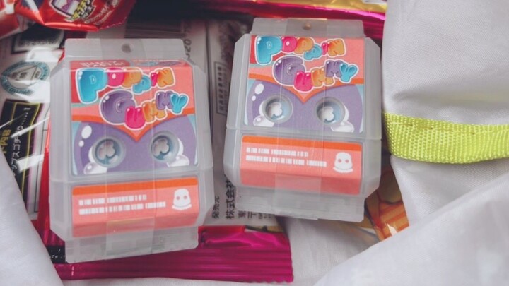 Crying bag full of treasures (⸝⸝o̴̶̷᷄ ·̭ o̴̶̷̥᷅⸝⸝)