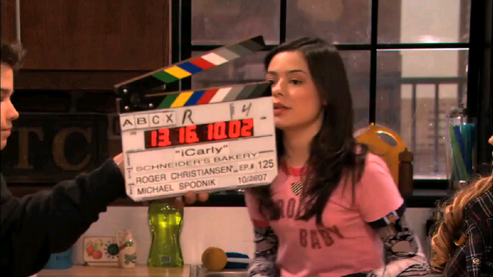 iCarly - Season 3 Episode 14 - iBloop