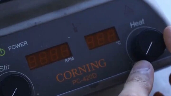 Hardcore: How to Make Ice Cream from Plastic Bottles?