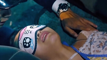 Tên cướp giả làm cảnh sát chặn đường cướp của