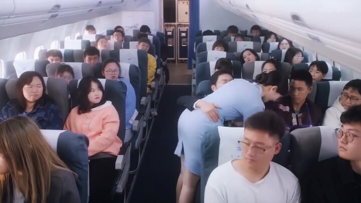 🛫乘客骚扰空姐，被灰姑娘狠狠教训，解气！|今天航班零投诉 The Zero Complaint Flight