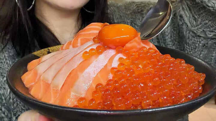 Seluruh keluarga salmon ada dalam semangkuk ini!
