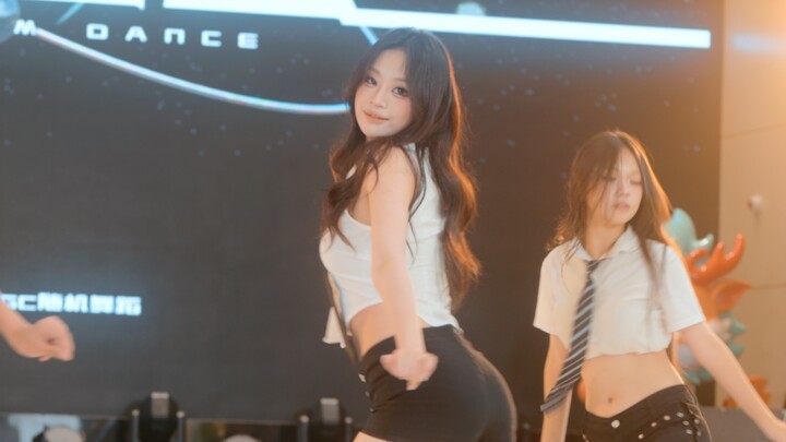 Sanwen and Yumei are stunning! Girls’ Day, we can’t wait!