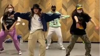 [Reina Choreography] Swag version of Up is really different