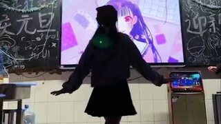 （暂）还是元旦晚会哈哈哈［这么可爱真是抱歉］