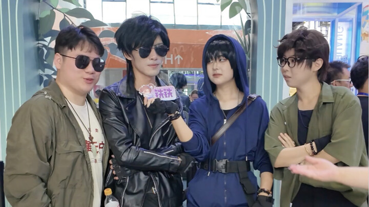 Phần phỏng vấn tại hội chợ truyện tranh Đèn Đom Đóm của Tie Tie!