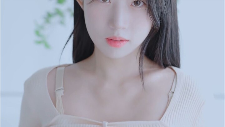 Seoyoon’s Styling Series & Dreamy White Fairy Dress