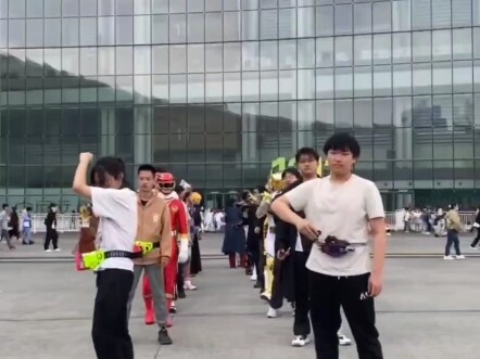 Lapangan Chengdu CD27 D1 diubah menjadi estafet
