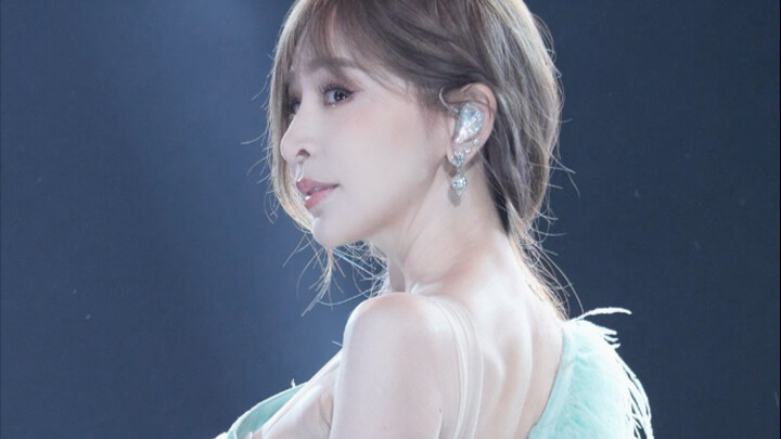 Wang Xinling’s 3.0 million-view solo dance livestream is here! The powerhouse all-rounder idol teach