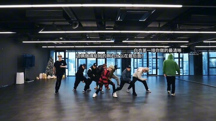 【NCT U - Phản ứng】Rốt cuộc NCT là tổ chức gì vậy? Thôi kệ, chơi bóng chút đi