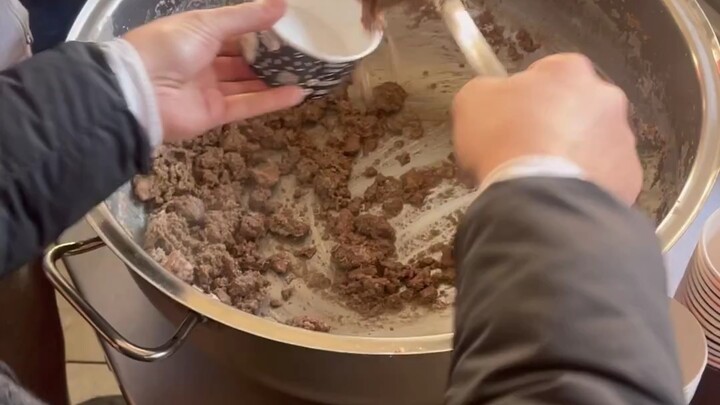 Don’t forget to bring Blunder with you!