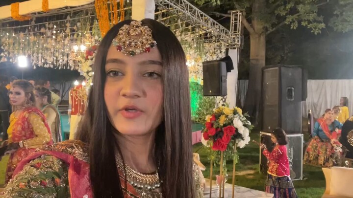 FATIMA FAISAL AT A WEDDING 💃🏻✨ | Mehndi Dance, Masti & Delicious Food | Sistrology