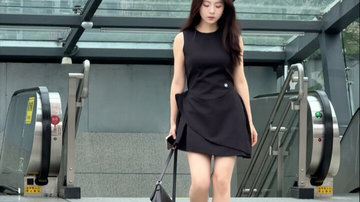 เมื่อเสื้อผ้ากระโปรงหลากหลายสไตล์แห่งต้นฤดูร้อนกลับมาโลดแล่นในชีวิตจริง (มุมมองคนเดินถนน)