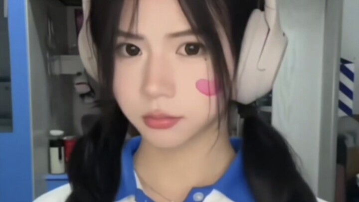 穿校服的小兰花又是谁的白月光