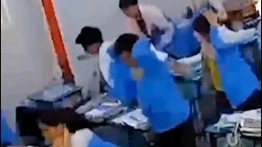 นักเรียนไม่กี่คนที่จากไปเป็นคนสุดท้าย หวังว่าชีวิตของพวกคุณในอนาคตจะราบรื่นและมีความสุขเสมอ