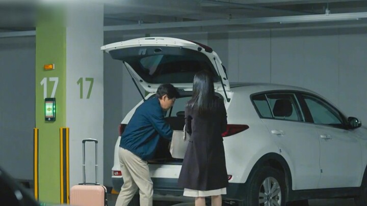 56. Ulasan Film Korea Rating Tinggi “Cassiopeia”: Obat Terbaik untuk Menyembuhkan Segala Penyakit di