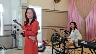 Màn Kết Hợp Vừa Đã Tai Đã Mắt Của Mc Xinh Đẹp Và Drum Ni Ni