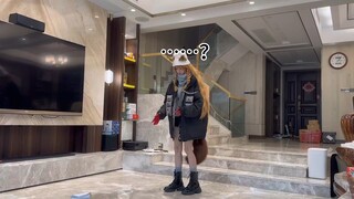 坏了，给她cos到真的了