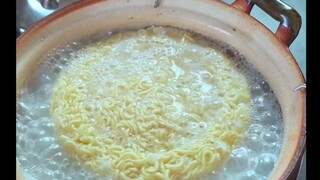 188 semangkuk mie instan, semua yang pernah makan bilang bosnya rugi