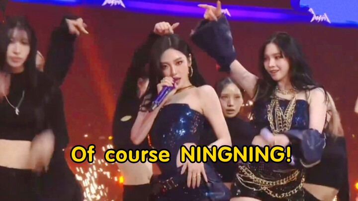 Ningning actually took the main center position during the year-end dance break.