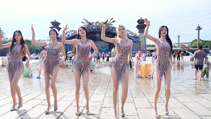 On these sweltering summer days, come to Yancheng and soak up the joyful vibes of the bubble-and-wat