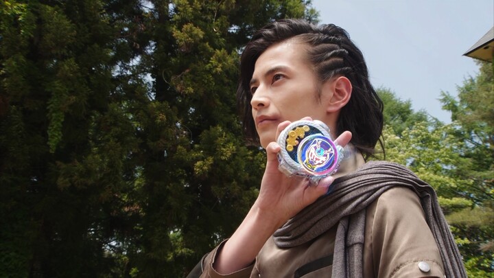 "Các môn thể thao nhiều người chơi trong Kamen Rider"