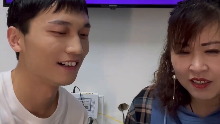 ชวนคุณแม่มาร่วมสอบชื่อเกิร์ลกรุ๊ปกัน!