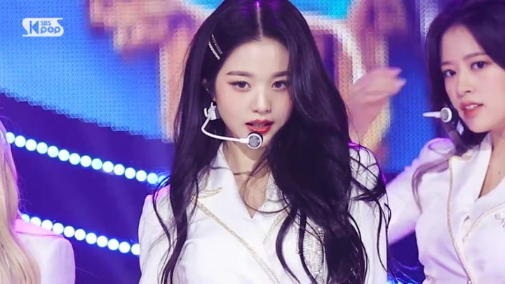 【IZ*ONE】Jang Won-young's amazing live performance of "Sequence" – it's just too sweet!!!