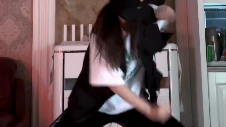 Jeon Wonwoo's 20-second dance cover｜Who hasn't seen Black Bubble Team's Fire? !