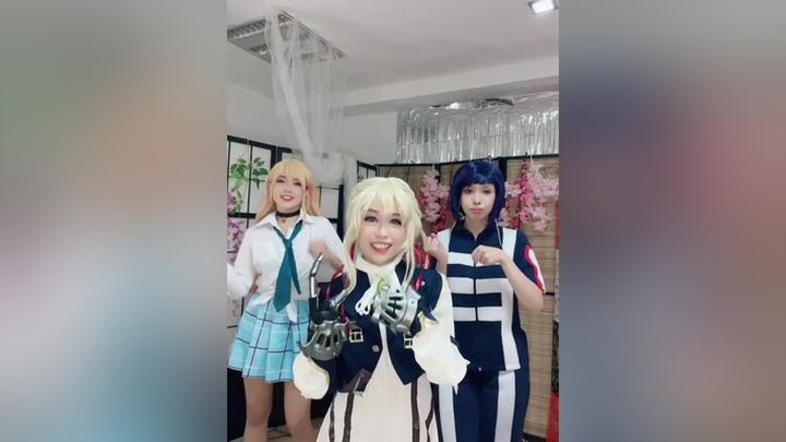 kaya pa ba ng kamay ni Violet haha cutie 💖 cosplay violetevergarden mydressupdarling bnha