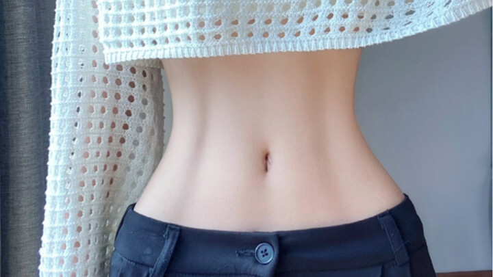A girl’s waist is actually this stunning!