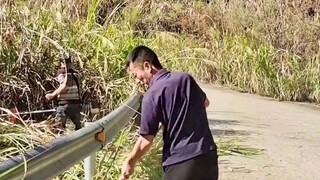 Keluarga, berkendaralah perlahan di jalan pegunungan dan pastikan tidak memuat beban berlebih.