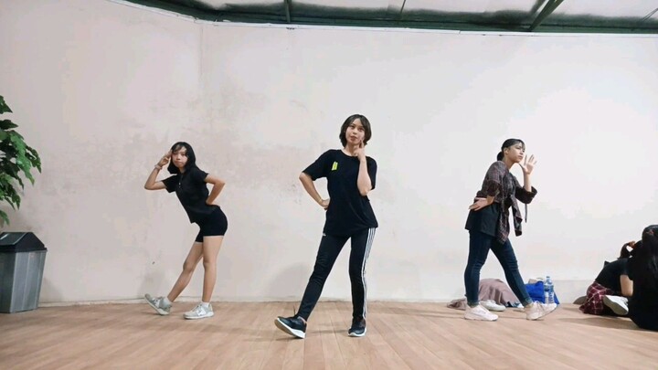 Run Girls Run! - "16 Sai no Agape" dance practice ver. (Part 1) by IME-G