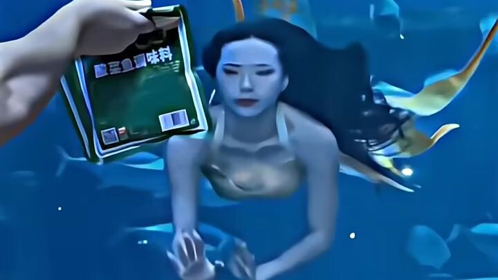 MERMAID🧜‍♀️🧜‍♀️🧜‍♀️ DINNER🍽 TIME 😜😜😂😂