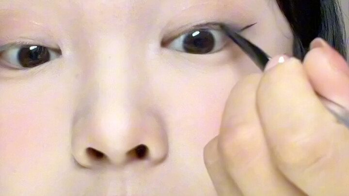 内眼线的重要性