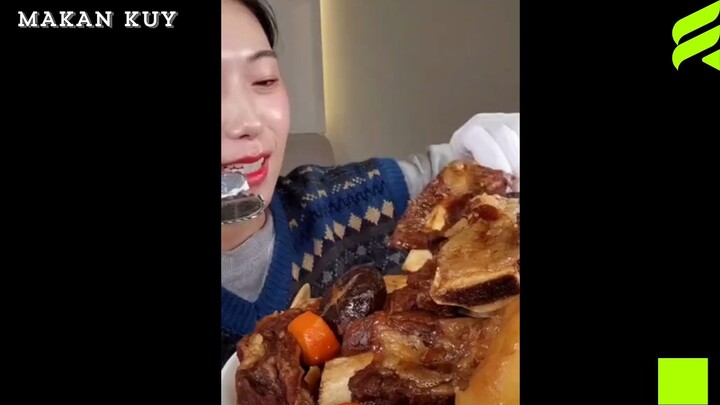 Mukbang steamed beef ribs
